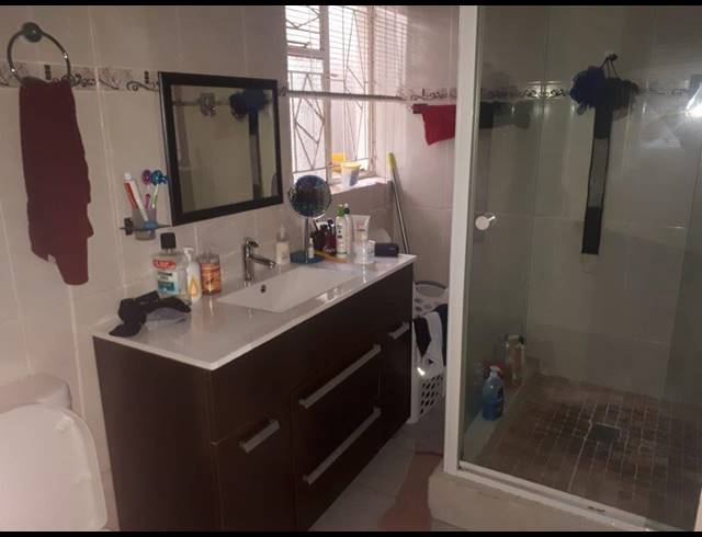 4 BEDROOM HOUSE TO LET IN PROTEA PARK